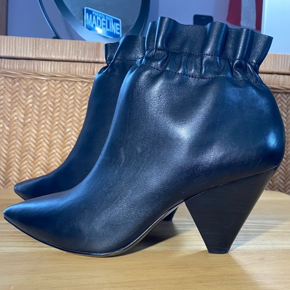 ASH 'Dafne' Ankle Bootie - Picture 4 of 8